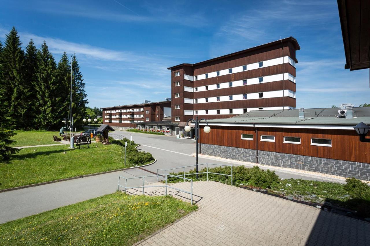 Sportpark Rabenberg Hotel Breitenbrunn  Exterior photo